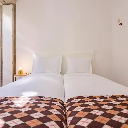 Stylish With Views Apartament