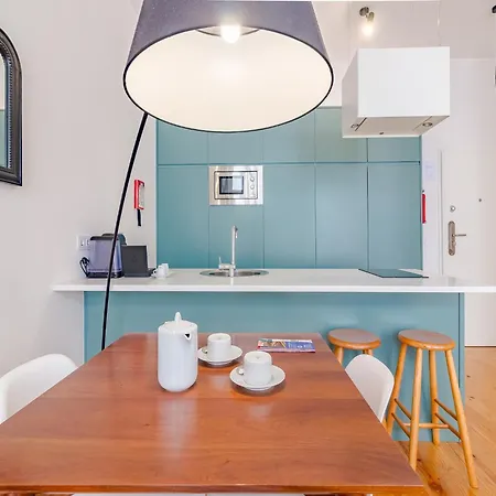 Stylish With Views Apartament *