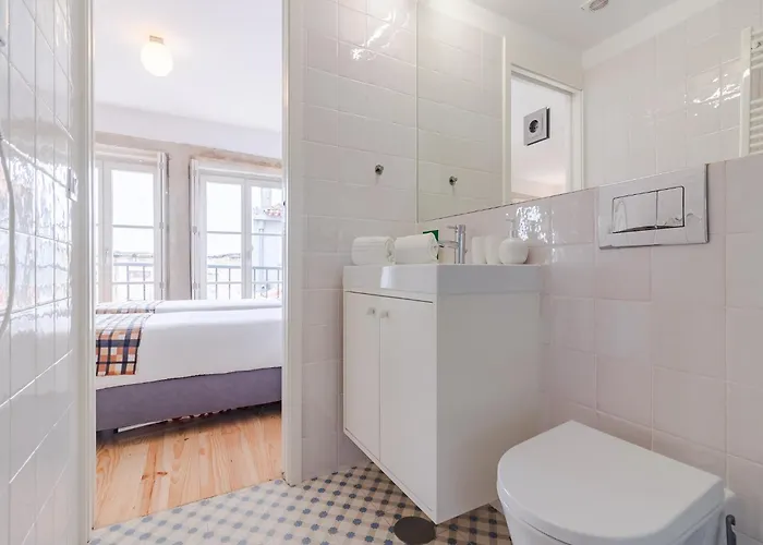 Daire Stylish With Views *