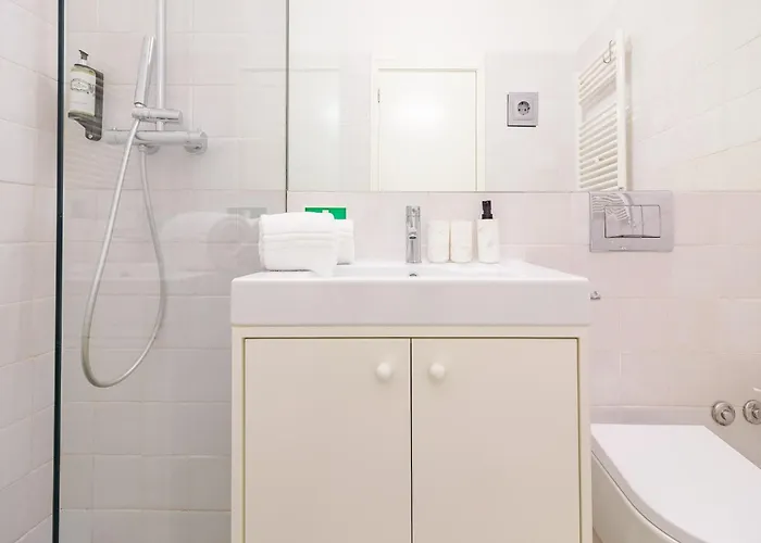 Stylish With Views Apartman