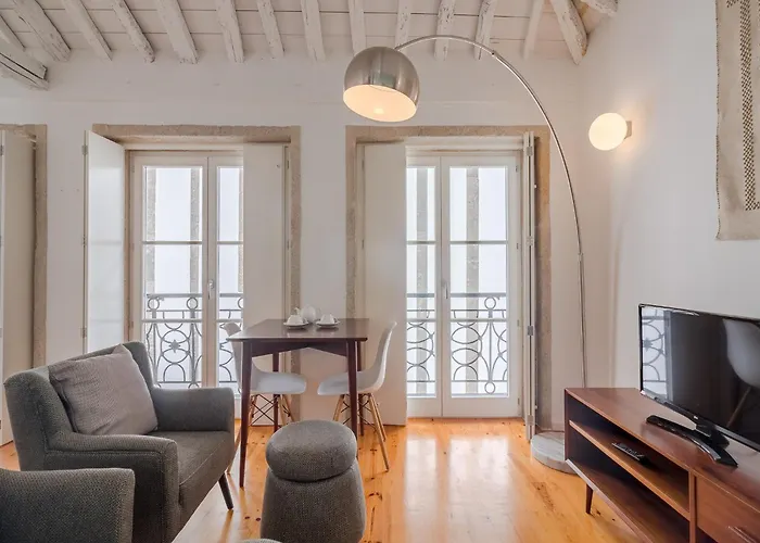 Stylish With Views Apartman